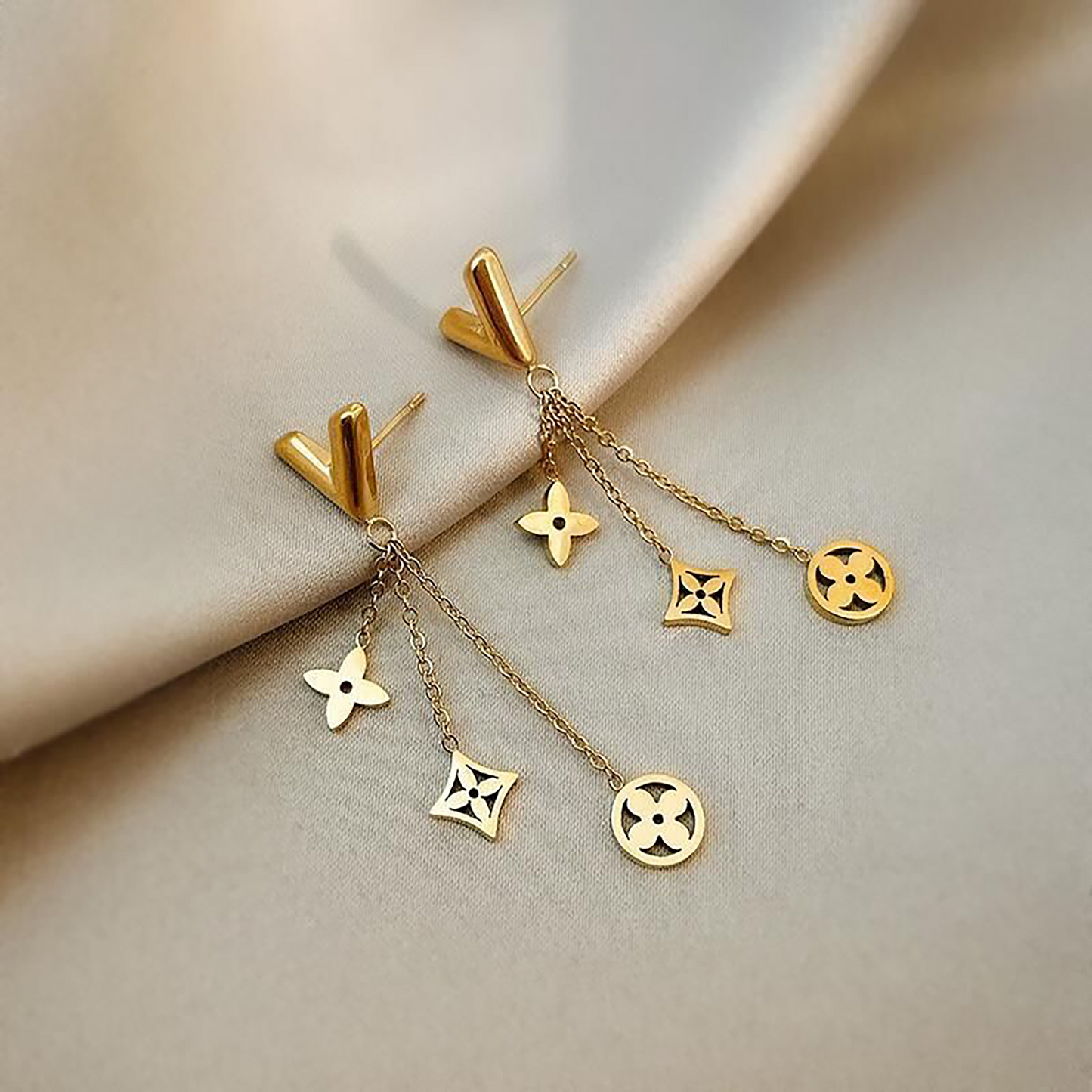 18K Gold Filled Four Leaf Clover V Earrings,Clover Dangle Earrings