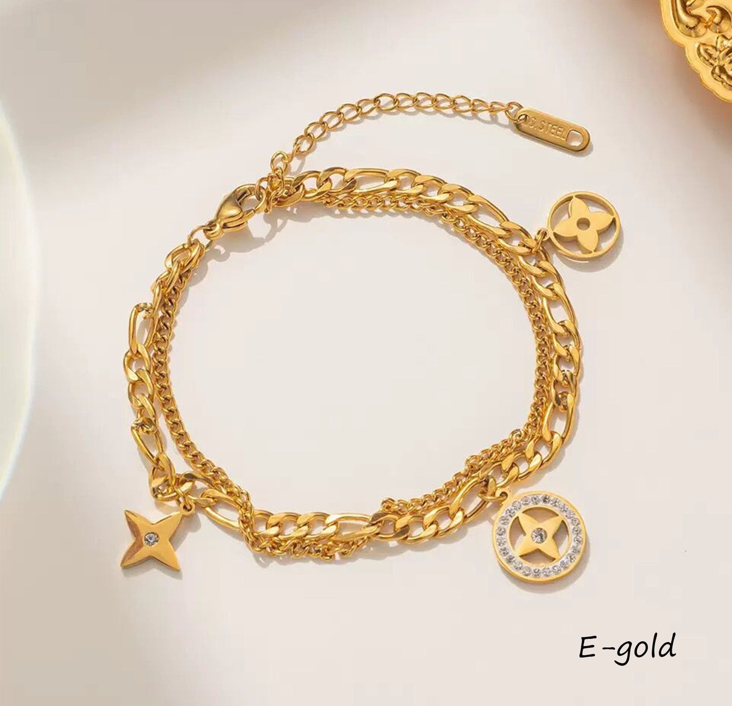 18K Gold Waterproof Double Side SIlver MOP Clover Bracelet