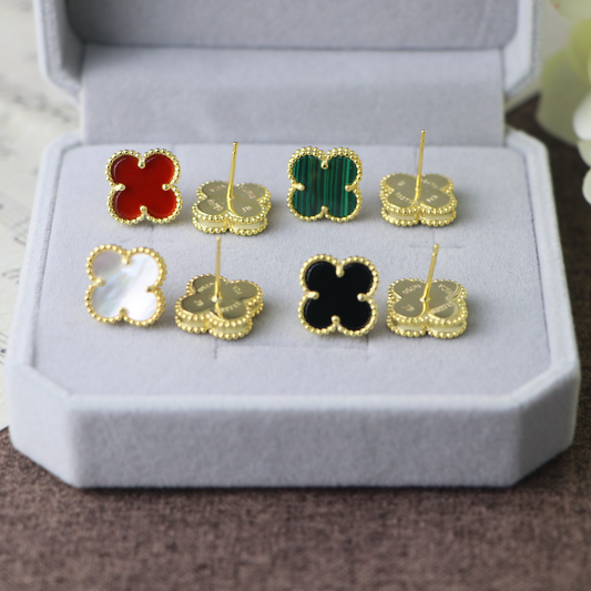 15mm motifs mother of pearl clover stud earrings