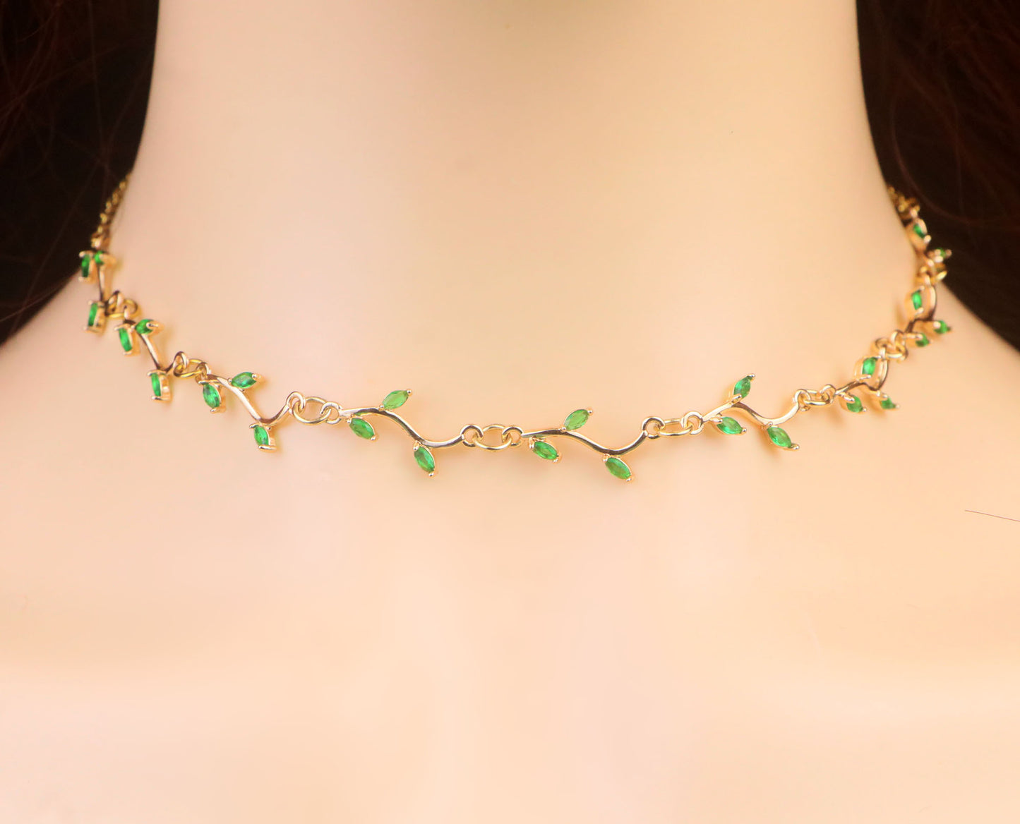 Gold Emerald Green Leaf Vine Choker Necklace,Green Flower Necklace,Green Heart Necklace