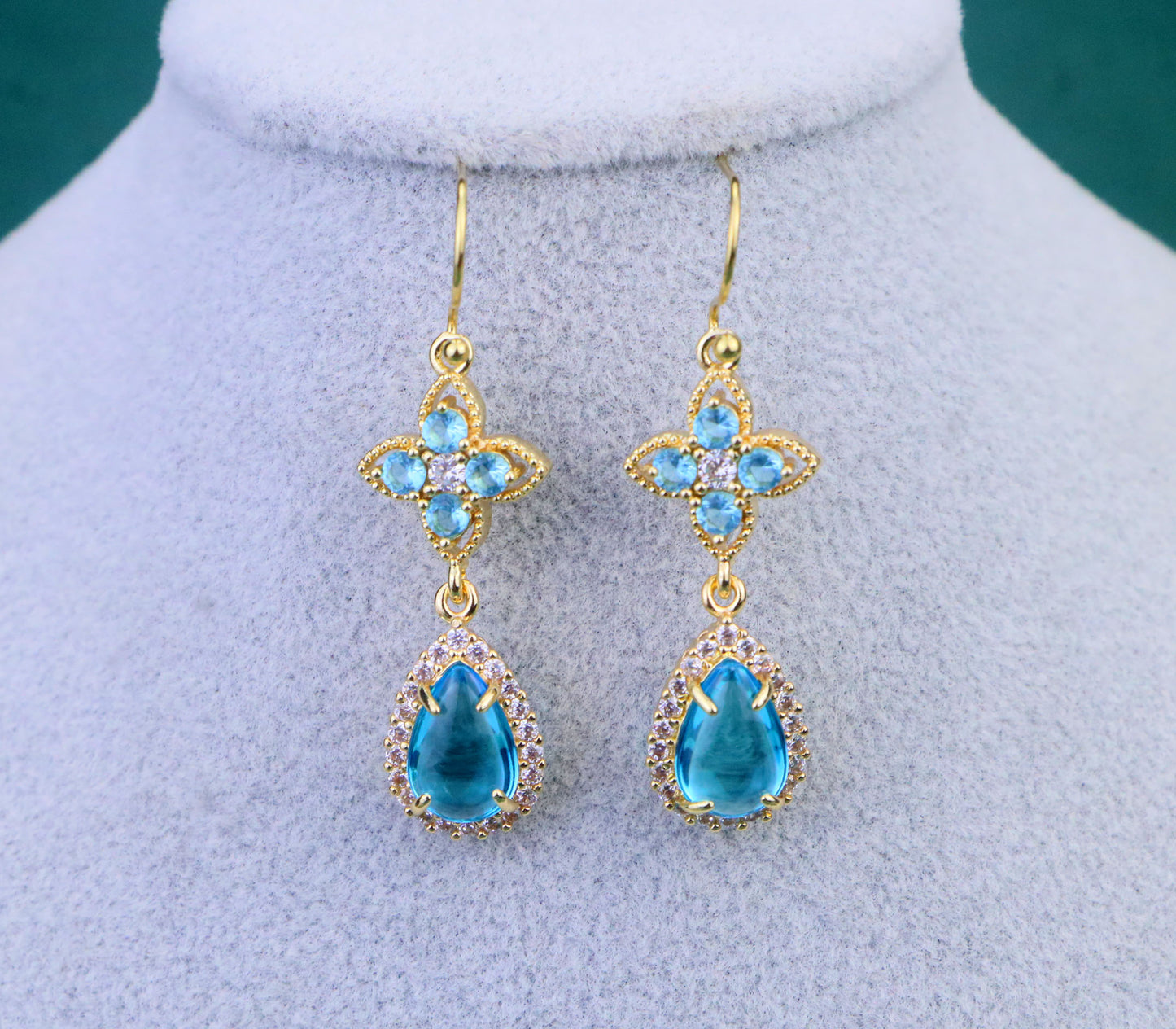 Regency Topaz Blue Diamond Choker Necklace,Topaz Blue Clover Teardrop Necklace Earrings,bridal wedding Necklace