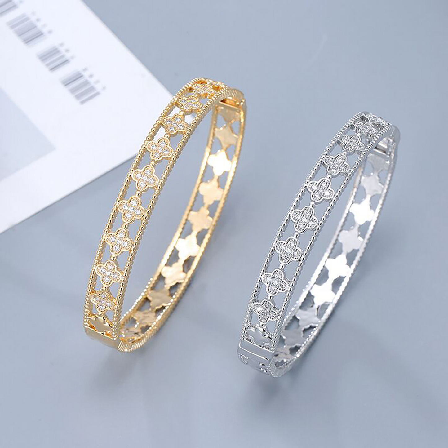 18K Gold Four Leaf Clover Bracelet Bangle