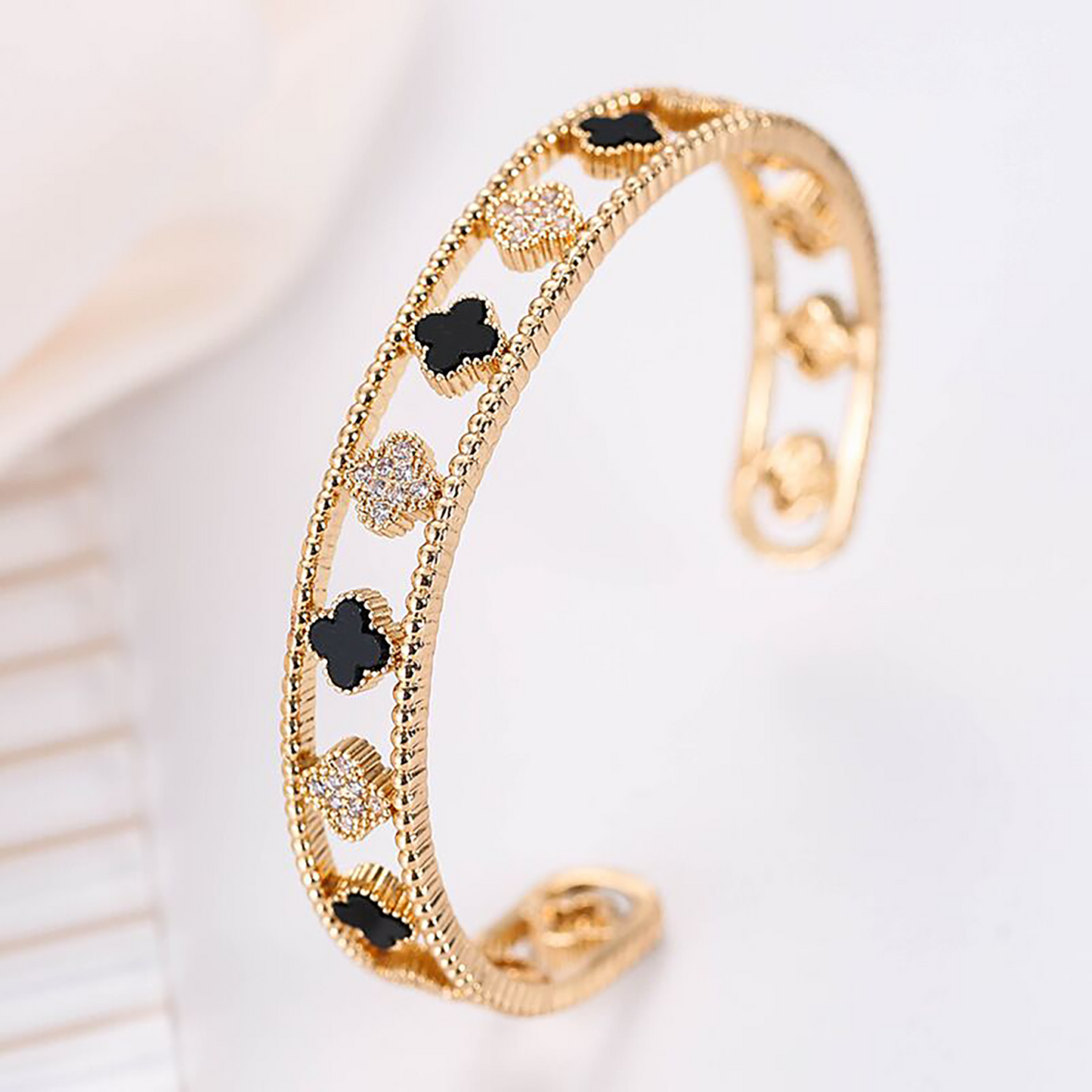 18K Gold Four Leaf Clover Bracelet Bangle Cuff,Black White Clover Bangle Bracelet