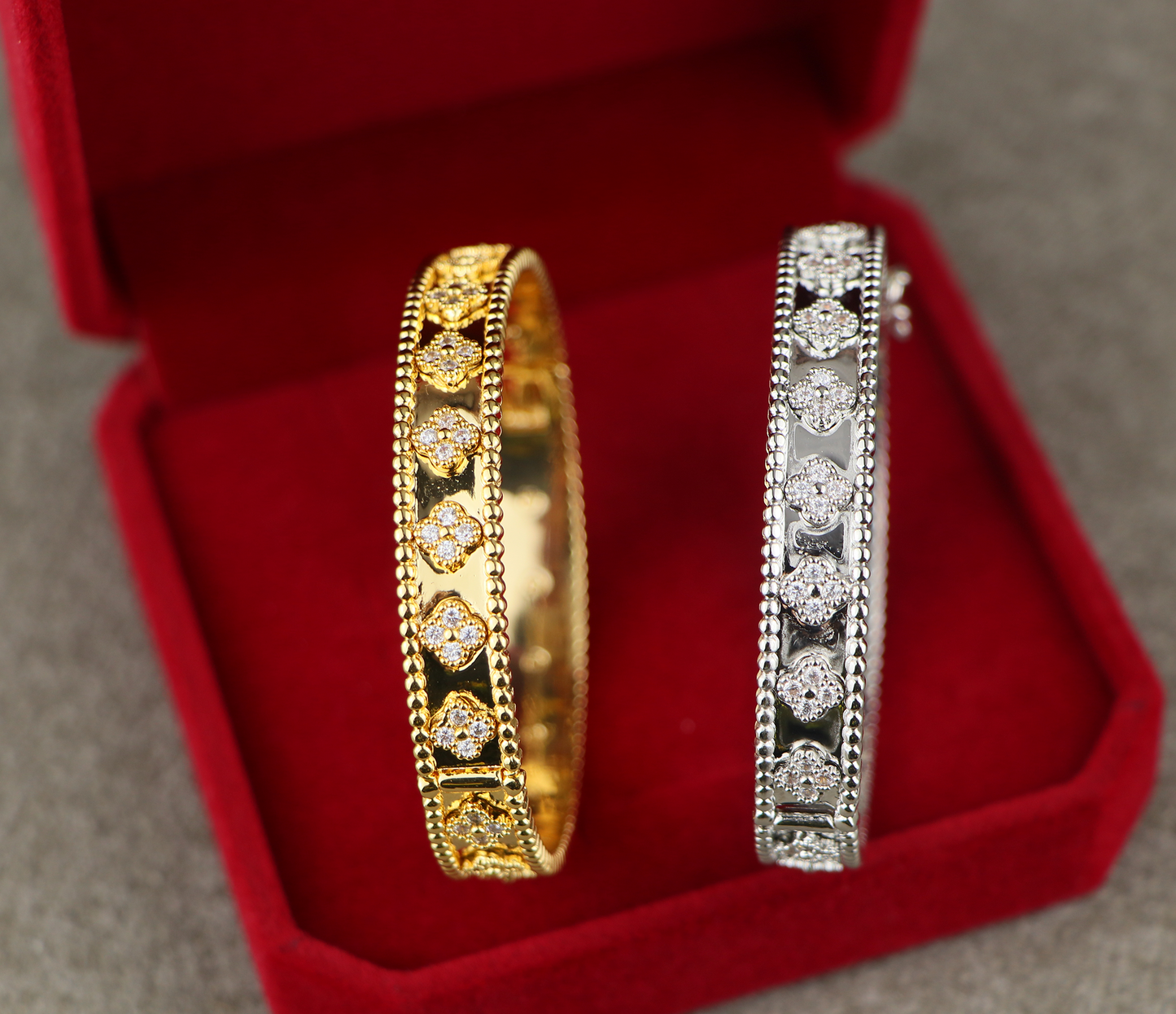 18K Gold Luxurious Perlee Four Leaf Clover Ring Bangle Set,Luxury Clover Jewelry Set,Clover Gifts