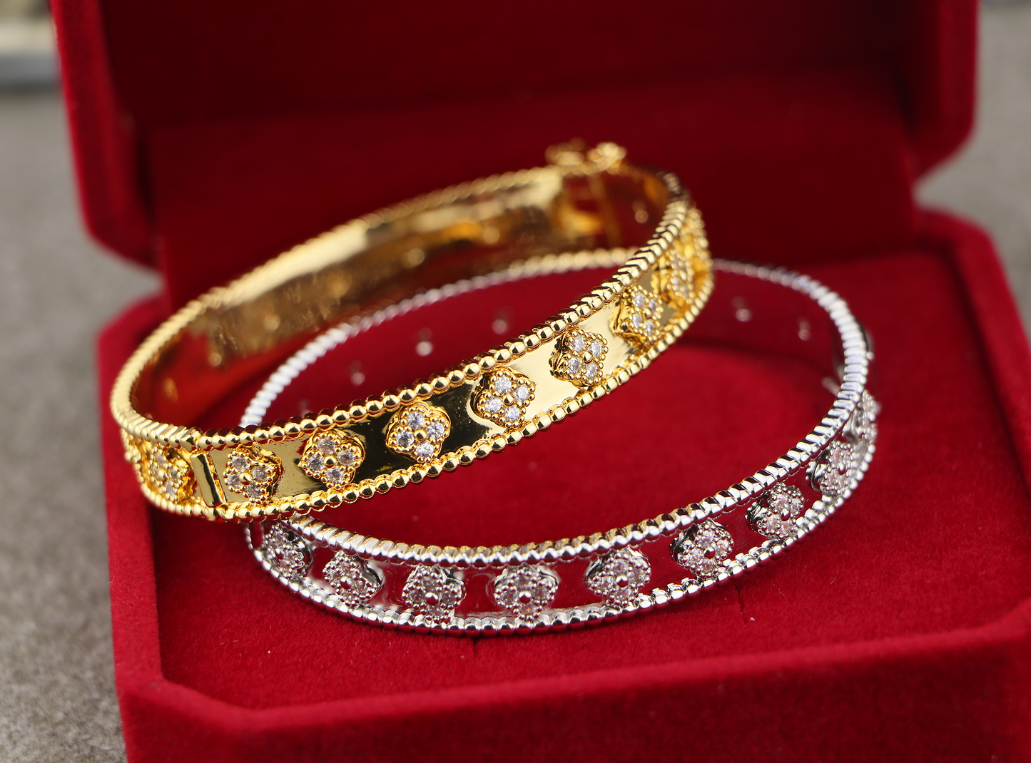 18K Gold Luxurious Perlee Four Leaf Clover Ring Bangle Set,Luxury Clover Jewelry Set,Clover Gifts